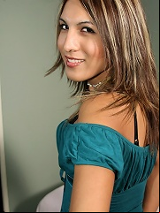 Nathalie from LA has an incredible ass and gets rock hard right away.